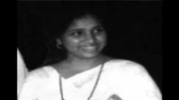Ye Zameen Ye Gagan Lyrics - Ameeta | Agha | Durga Khote | Asha Bhosle