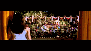 Yeh Hare Kaanch Ki Chudiya Lyrics - Shahid Kapoor | Kareena Kapoor | Kirron Kher | Alka Yagnik