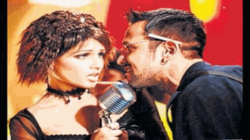 Yeh Kaisa Hai Shaher Lyrics - Kay Kay Menon | Tejaswini Kolhapure | Joy Fernandes | Dominique Cerejo