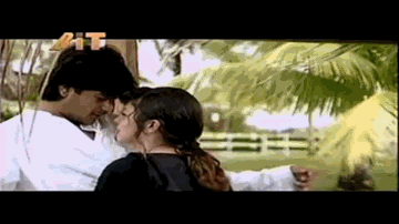 Yeh Kya Hua Lyrics - Paresh Rawal | Manoj Bajpai | Pooja Bhatt | Alka Yagnik | Kumar Sanu